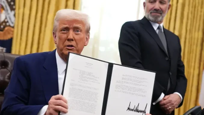 Ông Trump ra lệnh mới rúng động toàn cầu, Việt Nam có thể ngoài ‘tâm chấn’? Ông Trump ra lệnh mới rúng động toàn cầu, Việt Nam có thể ngoài ‘tâm chấn’?