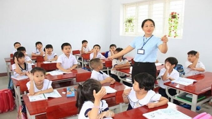 Chính thức: Từ hôm nay trở đi, 3 trường hợp không được phép dạy thêm, tổ chức học thêm, thầy cô nào vi phạm có thể bị buộc thôi việc Chính thức: Từ hôm nay trở đi, 3 trường hợp không được phép dạy thêm, tổ chức học thêm, thầy cô nào vi phạm có thể bị buộc thôi việc
