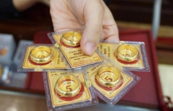 Giá vàng sáng nay 15/2: Giá vàng sáng nay 15/2: