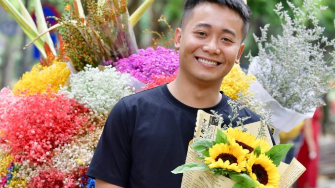Chính thức: Quang Linh Vlogs xin lỗi cả nước Chính thức: Quang Linh Vlogs xin lỗi cả nước