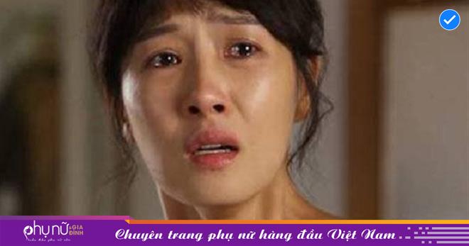Đêm muộn lại nghe tiếng rên la từ phòng chị giúp việc, vừa chạy xuống xem tôi chết điếng khi thấy cảnh bên trong cùng bí mật rùng mình Đêm muộn lại nghe tiếng rên la từ phòng chị giúp việc, vừa chạy xuống xem tôi chết điếng khi thấy cảnh bên trong cùng bí mật rùng mình