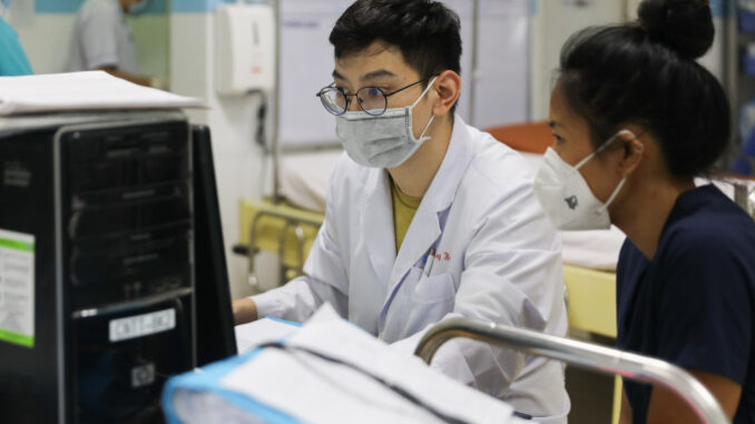 Cúm gia tăng, TP HCM khuyến cáo đeo khẩu trang Cúm gia tăng, TP HCM khuyến cáo đeo khẩu trang