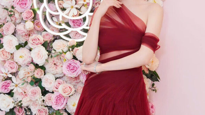 Toàn bộ con người thật của Phương Oanh Toàn bộ con người thật của Phương Oanh