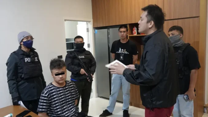 "Trùm" điều hành đường dây lừa đảo qua điện thoại bị bắt ở Thái Lan "Trùm" điều hành đường dây lừa đảo qua điện thoại bị bắt ở Thái Lan
