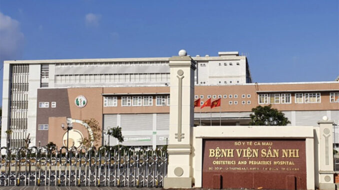 Bé trai 1 ngày tuổi tử vong sau tiêm thuốc dự phòng giang mai Bé trai 1 ngày tuổi tử vong sau tiêm thuốc dự phòng giang mai