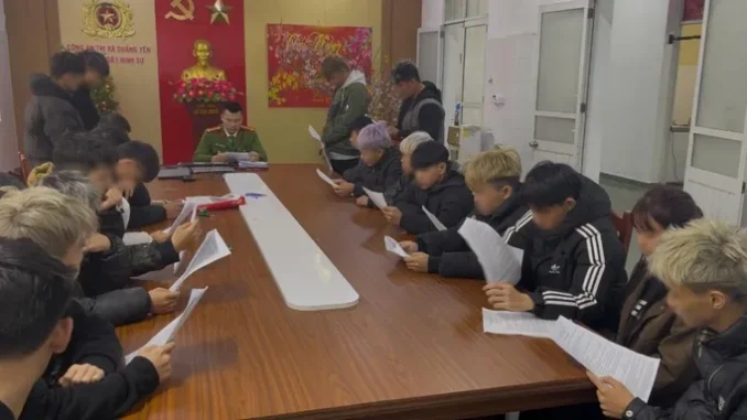 Con cái nhà ai Quảng Ninh đây…. Con cái nhà ai Quảng Ninh đây….