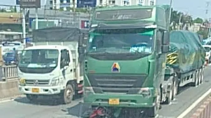 Tai nạn nghiêm trọng ở ngã tư An Sương Tai nạn nghiêm trọng ở ngã tư An Sương