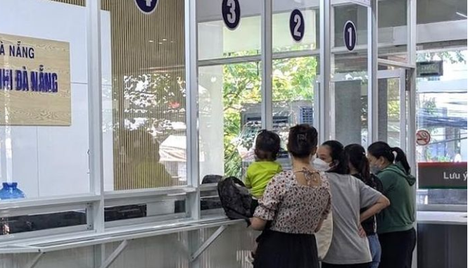 Một học sinh tiểu học t:uv:ong Một học sinh tiểu học t:uv:ong