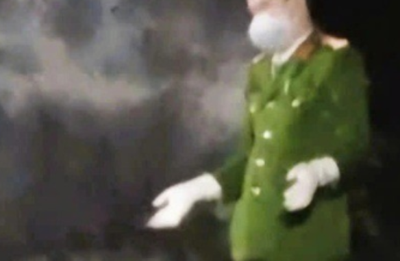 Người phụ nữ,,, Người phụ nữ,,,