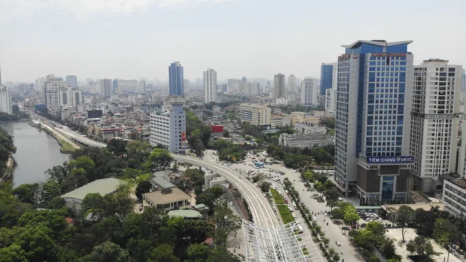 “Hà Nội không nên dành tiền xây những con đường đắt nhất hành tinh” “Hà Nội không nên dành tiền xây những con đường đắt nhất hành tinh”