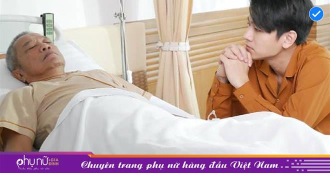 Con trai dẫn người yêu là mẹ đơn thân về đòi cưới, vừa nhìn thấy mặt đối phương, bố ‘run rẩy’ đến lăn đùng ra ngất Con trai dẫn người yêu là mẹ đơn thân về đòi cưới, vừa nhìn thấy mặt đối phương, bố ‘run rẩy’ đến lăn đùng ra ngất