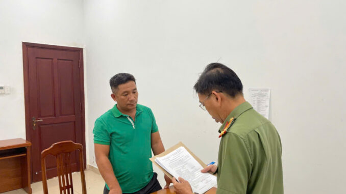 Ngay lúc này: Quang Minh đã bị b:.ắ:.t Ngay lúc này: Quang Minh đã bị b:.ắ:.t