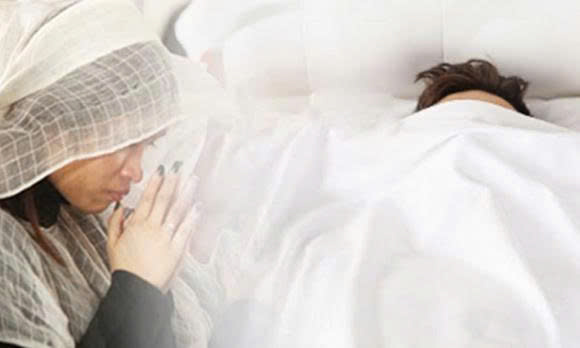 Sau khi một người qua đời, tại sao người thân lại che mặt? Sau khi một người qua đời, tại sao người thân lại che mặt?