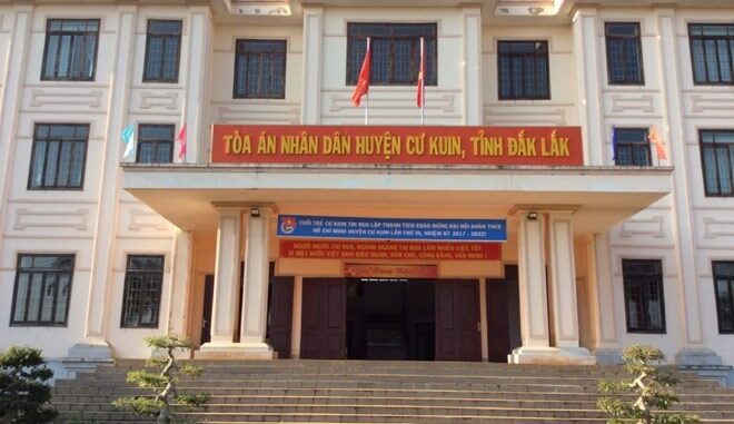Tinh giảm biên chế, bỏ hoàn toàn công an cấp huyện Tinh giảm biên chế, bỏ hoàn toàn công an cấp huyện