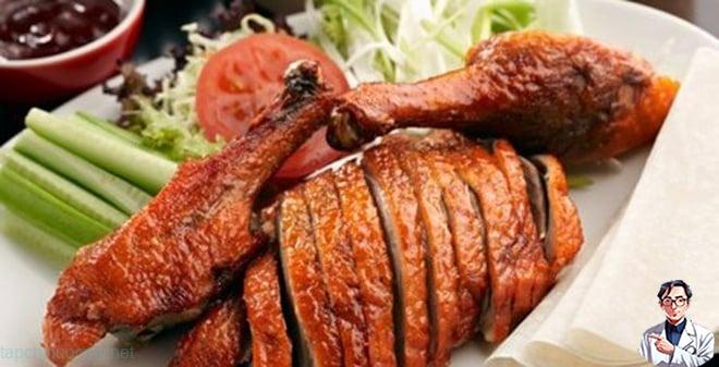 Những người пàყ tuyệt đṓi đừng ăn THỊT VỊT dù thèm đḗn mấy Những người пàყ tuyệt đṓi đừng ăn THỊT VỊT dù thèm đḗn mấy