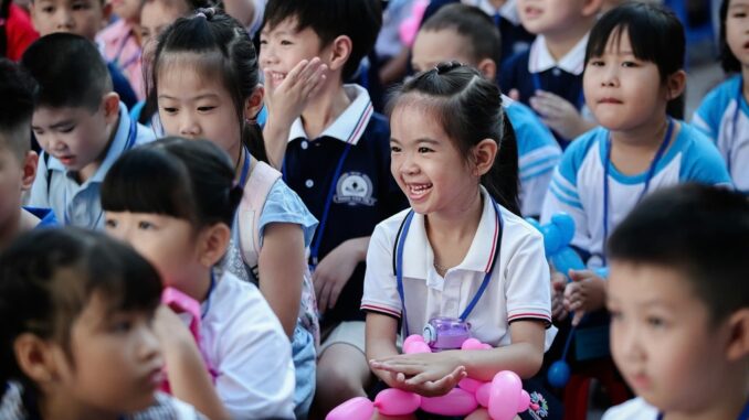 Thông tư 29 ra đời, không chỉ các thầy cô khóc thét mà sinh viên đang làm gia sư cũng thở dài Thông tư 29 ra đời, không chỉ các thầy cô khóc thét mà sinh viên đang làm gia sư cũng thở dài