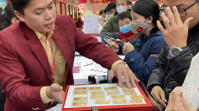 Giá vàng tối nay 7/2: Thật quá sức tưởng tượng Giá vàng tối nay 7/2: Thật quá sức tưởng tượng