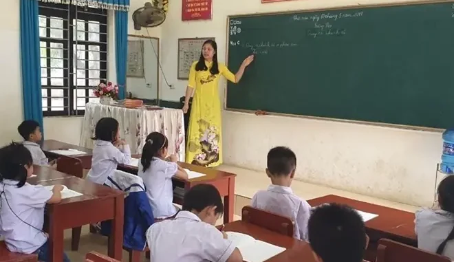 Giáo viên tiểu học vẫn có thể dạy thêm từ tháng 2.2025 Giáo viên tiểu học vẫn có thể dạy thêm từ tháng 2.2025