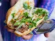 TP.HCM: 33 học sinh nghi ngộ độc thực phẩm sau khi ăn bánh mì