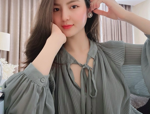 Chu Thanh Huyền từng tuyên bố ‘xanh chín’ về tin đồn làm sugar baby, có 1 đời chồng, quỵt tiền Chu Thanh Huyền từng tuyên bố ‘xanh chín’ về tin đồn làm sugar baby, có 1 đời chồng, quỵt tiền