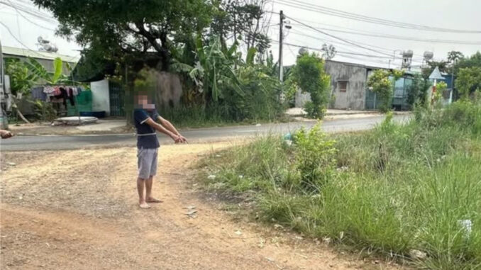 ‘Yêu râu xanh’ phục kích nữ công nhân giữa đêm để giở trò đồi bại ‘Yêu râu xanh’ phục kích nữ công nhân giữa đêm để giở trò đồi bại
