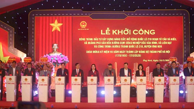 Hà Nội khởi công 2 dự án giao thông, vốn hơn 1.400 tỉ đồng Hà Nội khởi công 2 dự án giao thông, vốn hơn 1.400 tỉ đồng