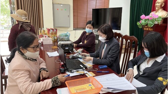 Cán bộ công chức cấp xã phải có bằng Đại học, những người đang tại chức không có bằng Đại học giờ thế nào? Cán bộ công chức cấp xã phải có bằng Đại học, những người đang tại chức không có bằng Đại học giờ thế nào?