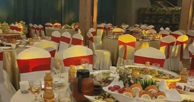 Tổ chức đám cưới hơn 100 mâm nhưng cả làng không ai đến dự, con trai hỏi bố tại sao thì nhận được câu trả lời đau lòng Tổ chức đám cưới hơn 100 mâm nhưng cả làng không ai đến dự, con trai hỏi bố tại sao thì nhận được câu trả lời đau lòng