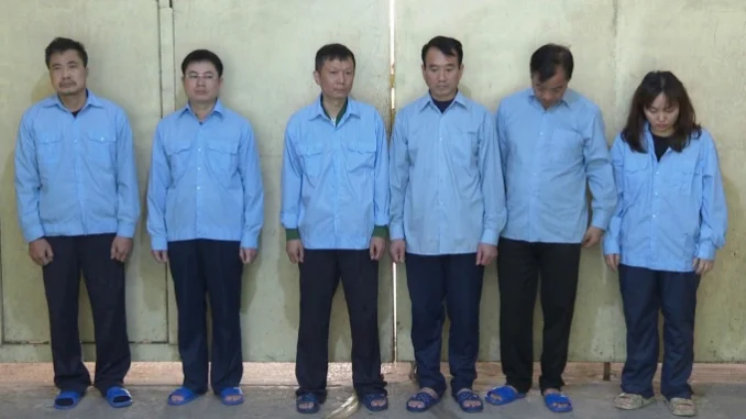 Nhóm cán bộ ở Hà Nội bị điều tra nhận tiền để làm ngơ nhà xây vượt tầng Nhóm cán bộ ở Hà Nội bị điều tra nhận tiền để làm ngơ nhà xây vượt tầng
