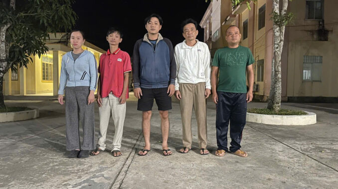 Biến căng Nguyễn Đăng Khoa và đồng bọn bị công an tóm gọn rồi Biến căng Nguyễn Đăng Khoa và đồng bọn bị công an tóm gọn rồi