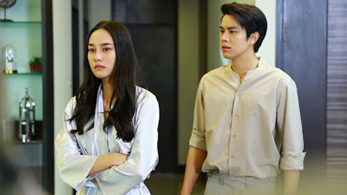 2 vợ chồng chuẩn bị mua nhà thì chồng vét hết sạch 1 tỷ tiền tiết kiệm để xây nhà cho mẹ chồng, tôi sang tận nhà làm ầm lên thì bà thản nhiên nói “tiền con trai cũng là tiền của mẹ”, ngay lập tức tôi âm thầm sang tên hết đất đai cho mẹ đẻ rồi nộp đơn ly hôn, ngày ra tòa cả nhà chồng tá hỏa trở tay không kịp nhưng vừa về đến nhà thì trưởng thôn đến tận nhà tôi báo tin