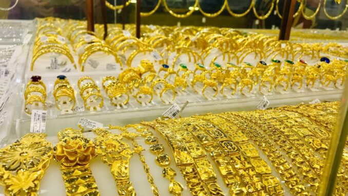 Giá vàng hôm nay: Cả thế giới phải ki::nh ngạc về Việt Nam Giá vàng hôm nay: Cả thế giới phải ki::nh ngạc về Việt Nam