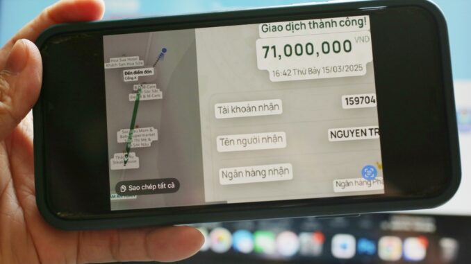 Vụ 71.000 đồng chuyển nhầm 71 triệu: Tài xế Grab đòi khách hàng bồi thường Vụ 71.000 đồng chuyển nhầm 71 triệu: Tài xế Grab đòi khách hàng bồi thường