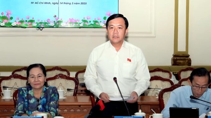 Không còn gì buồn hơn: Gần 9500 công chức, viên chứcgần 9500 công chức, viên chức TP.HCM bỏ việc bỏ việc vì lương quá thấp Không còn gì buồn hơn: Gần 9500 công chức, viên chứcgần 9500 công chức, viên chức TP.HCM bỏ việc bỏ việc vì lương quá thấp