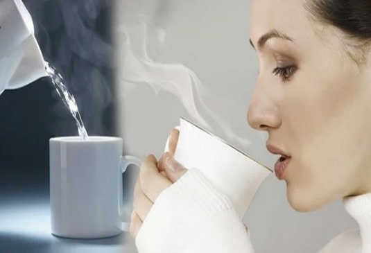 Một cốc nước nóng “trị” đến 6 bệnh thường gặp: Đơn giản nhưng nhiều người quên làm Một cốc nước nóng “trị” đến 6 bệnh thường gặp: Đơn giản nhưng nhiều người quên làm