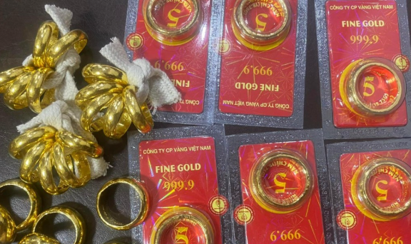 Giá vàng chiều nay (31-3): Giá vàng SJC đạt đỉnh mới Giá vàng chiều nay (31-3): Giá vàng SJC đạt đỉnh mới