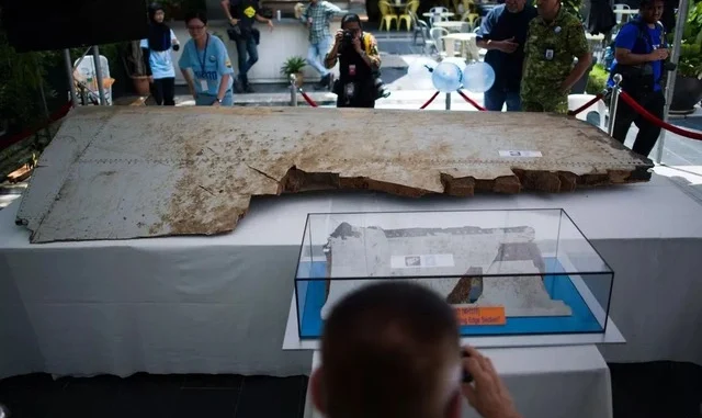Một nhà khoa học tuyên bố tìm thấy xác máy bay MH370 ở độ sâu gần 6.000 m Một nhà khoa học tuyên bố tìm thấy xác máy bay MH370 ở độ sâu gần 6.000 m
