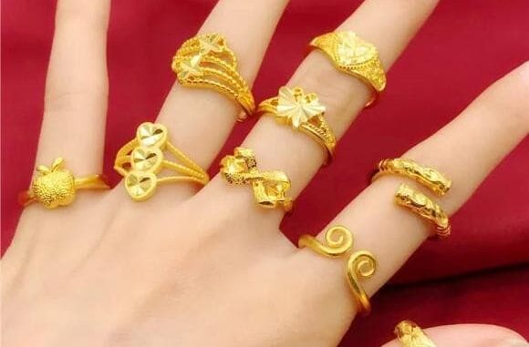 Người mệnh này kỵ đeo vàng Người mệnh này kỵ đeo vàng