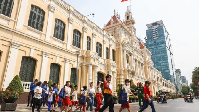 Đề xuất giữ nguyên 11 tỉnh, 52 tỉnh còn lại phải sắp xếp Đề xuất giữ nguyên 11 tỉnh, 52 tỉnh còn lại phải sắp xếp