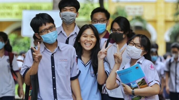 Chúc mừng học s:.inh trường tư được giảm m:.ạnh học phí Chúc mừng học s:.inh trường tư được giảm m:.ạnh học phí