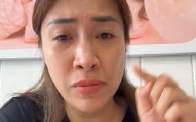 Ca sĩ Pha Lê bị rối loạn lưỡng cực Ca sĩ Pha Lê bị rối loạn lưỡng cực