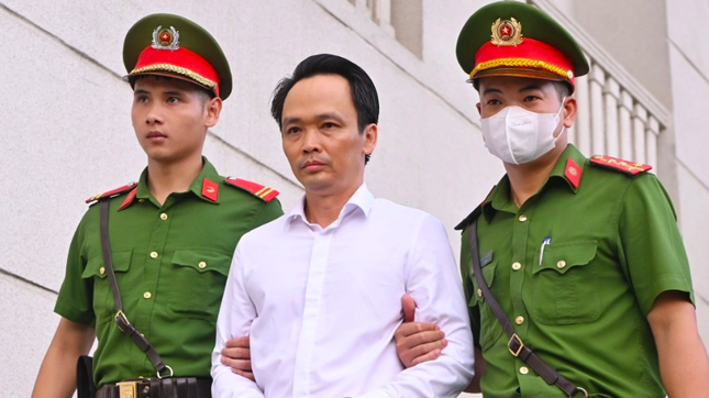 Ông Trịnh Văn Quyết phải thở oxy, nguy cơ tử vong cao Ông Trịnh Văn Quyết phải thở oxy, nguy cơ tử vong cao