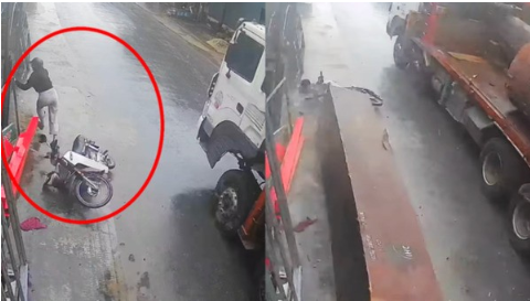 Cô gái kể khoảnh khắc vứt xe máy, tránh khối gỗ nặng 5 tấn rơi từ ô tô để thoát thân Cô gái kể khoảnh khắc vứt xe máy, tránh khối gỗ nặng 5 tấn rơi từ ô tô để thoát thân