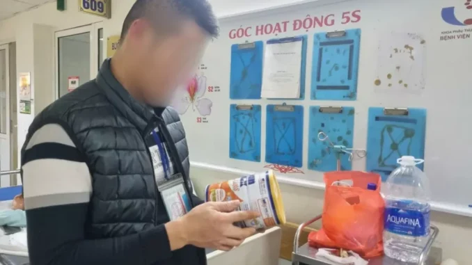 Bệnh viện Việt Đức: Bệnh nhân mổ cột sống, bác sĩ kê đơn thực phẩm bổ gan Bệnh viện Việt Đức: Bệnh nhân mổ cột sống, bác sĩ kê đơn thực phẩm bổ gan