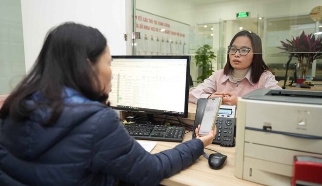 Tạm dừng tổ chức thi tuyển viên chức Tạm dừng tổ chức thi tuyển viên chức