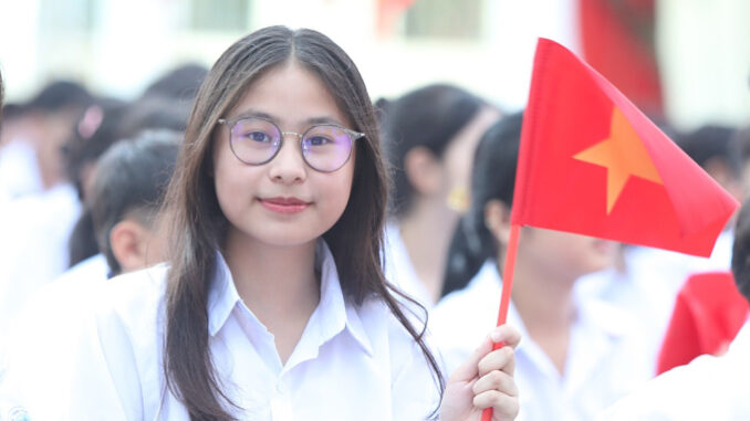 Hàng triệu phụ huynh đón tin vui: Miễn toàn bộ học phí cho học sinh từ mầm non hết hết THPT trên toàn Việt Nam Hàng triệu phụ huynh đón tin vui: Miễn toàn bộ học phí cho học sinh từ mầm non hết hết THPT trên toàn Việt Nam