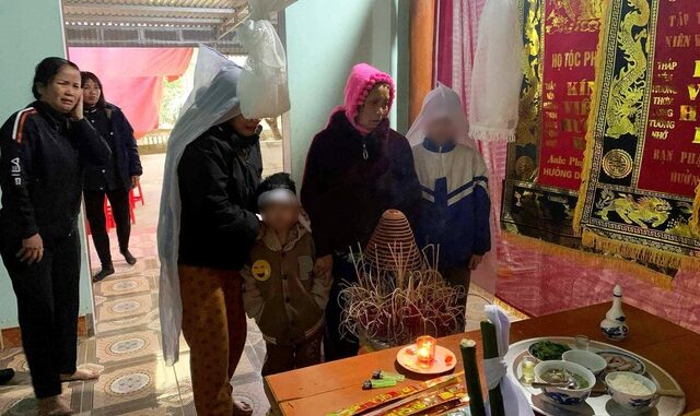 Gia cảnh đáng thương của người đàn ông bị xe tang chở quan tài anh trai tuột dốc đ-è tuvong: Con vừa si-nh ra đã mất bố, vợ đang ở cữ ngã quỵ khi nghe tin chồng ra đi đ-ộ-t ng-ột Gia cảnh đáng thương của người đàn ông bị xe tang chở quan tài anh trai tuột dốc đ-è tuvong: Con vừa si-nh ra đã mất bố, vợ đang ở cữ ngã quỵ khi nghe tin chồng ra đi đ-ộ-t ng-ột