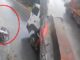 Cô gái kể khoảnh khắc vứt xe máy, tránh khối gỗ nặng 5 tấn rơi từ ô tô để thoát thân