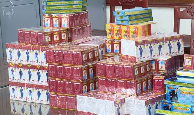 Danh sách hàng loạt các loại thuốc tân dược, trị xương khớp giả được bán khắp thị trường, người dân hết sức lưu ý Danh sách hàng loạt các loại thuốc tân dược, trị xương khớp giả được bán khắp thị trường, người dân hết sức lưu ý