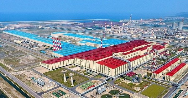 Vingroup chuẩn bị khởi công khu công nghiệp 13.000 tỷ tại quê nhà tỷ phú Phạm Nhật Vượng, nhà máy VinFast mới dự kiến xuất xưởng xe từ tháng 9 Vingroup chuẩn bị khởi công khu công nghiệp 13.000 tỷ tại quê nhà tỷ phú Phạm Nhật Vượng, nhà máy VinFast mới dự kiến xuất xưởng xe từ tháng 9